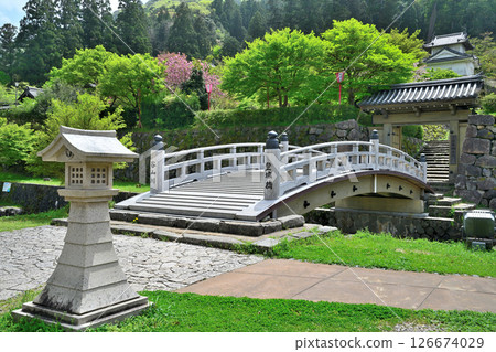 Little Kyoto of Tajima: Izushi Castle Ruins in Toyooka City 126674029