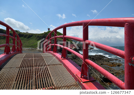 Scenic spot on the Tsugaru Peninsula: Shiosaibashi Bridge and Nagisabashi Bridge at Takanozaki 126677347