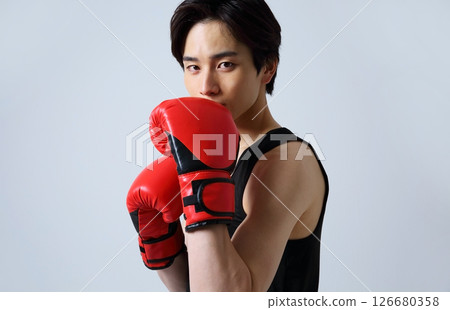 一名男拳擊手的形象 126680358