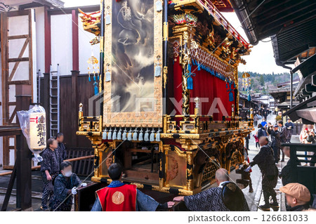 250414 春季高山節插圖 111z060 126681033