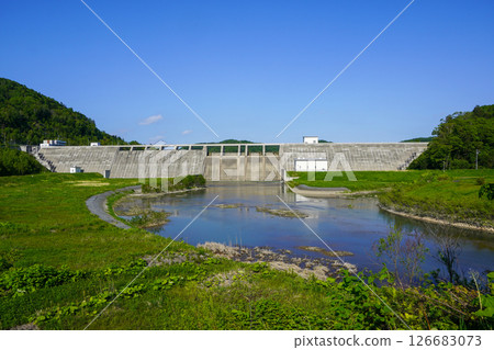 晚春的當別水壩 126683073