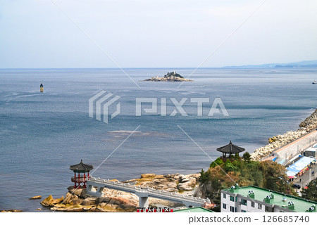 [韓國/江原道] 束草市：日本海及海岸瞭望台（李金亭） 126685740