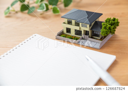 House model, calculator and notebook House model, calculator and notebook 126687824