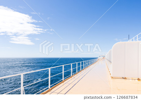 View of the Pacific Ocean from a ferry 126687834