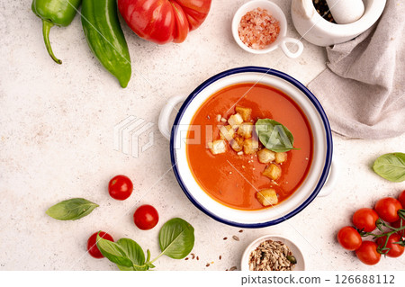 Gazpacho soup in bowl 126688112