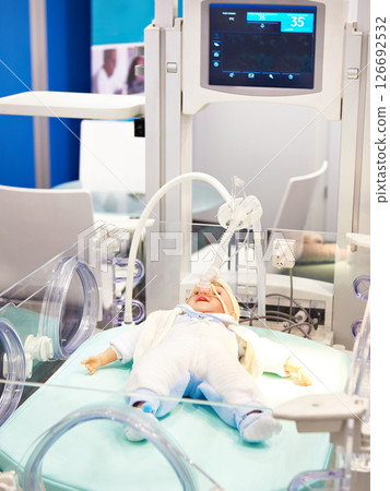 Incubator for newborns 126692532