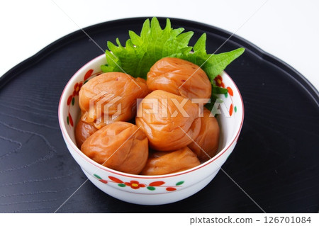 Nanko plums pickled in honey 126701084