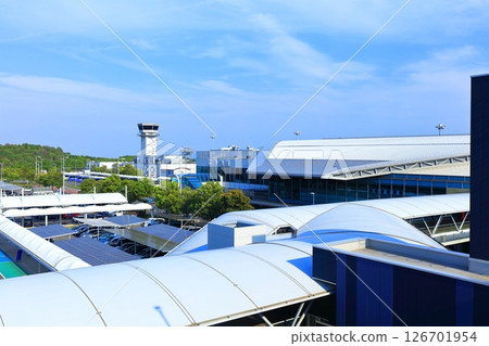 [Hiroshima Prefecture] Hiroshima Airport terminal on a clear day 126701954