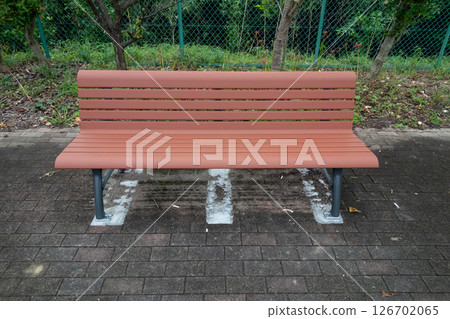 Bench 126702065