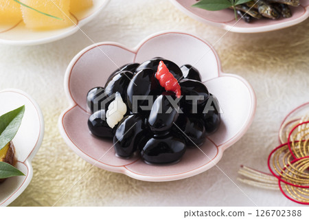 新年美食和黑豆 126702388