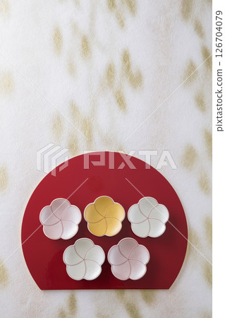 新年的日本餐具 126704079