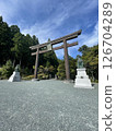 秋葉山本宮秋葉神社 - 藍天映襯下雄偉的鳥居 126704289