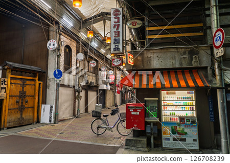 <Osaka Prefecture> Nishinari: A nostalgic shopping street 126708239