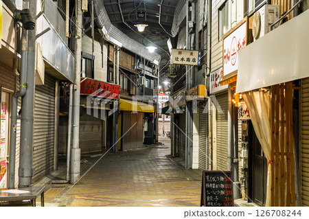 <大阪府>西成:充滿懷舊氣息的商店街 <大阪府>西成:充滿懷舊氣息的商店街 126708244