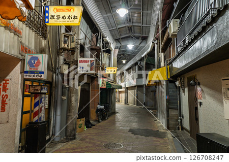 <大阪府>西成:充滿懷舊氣息的商店街 <大阪府>西成:充滿懷舊氣息的商店街 126708247