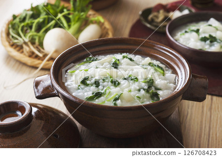 Seven herbs 126708423