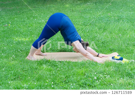 woman and sports 126711589