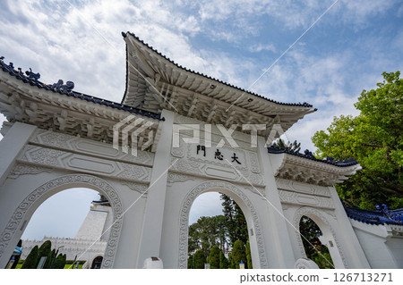 The gate of the Choshin Seijinkou The gate of the Choshin Seijinkou 126713271