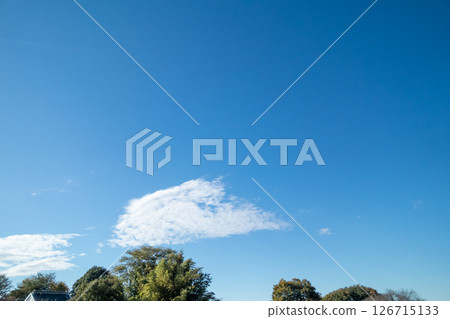 Autumn blue sky and white clouds 126715133