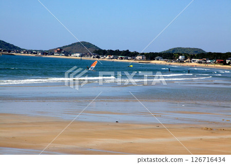 Fukuma Fishing Port Seaside Park, Fukuma Beach, Fukutsu City, Fukuoka Prefecture Fukuma Fishing Port Seaside Park, Fukuma Beach, Fukutsu City, Fukuoka Prefecture 126716434