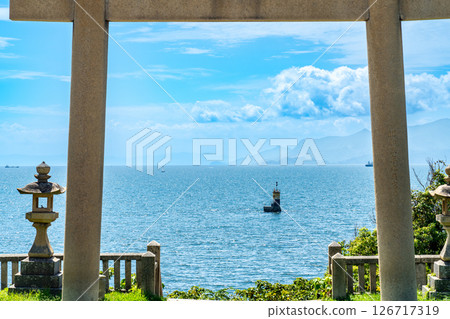 Iwatohime Shrine: Torii gate facing the sea and the Seto Inland Sea in early autumn 7, Ako City, Hyogo Prefecture 126717319