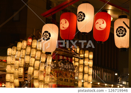 Gion Festival, Nagatobokko floats on Yoiyama Gion Festival, Nagatobokko floats on Yoiyama 126719946