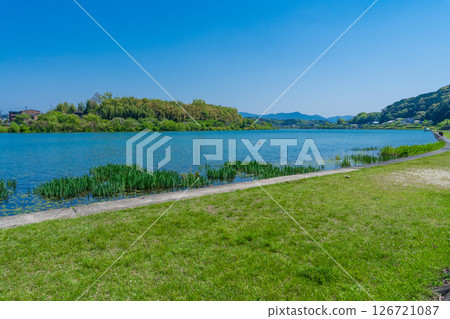 Shiga Prefecture: Walking trail along the Seta River Shiga Prefecture: Walking trail along the Seta River 126721087