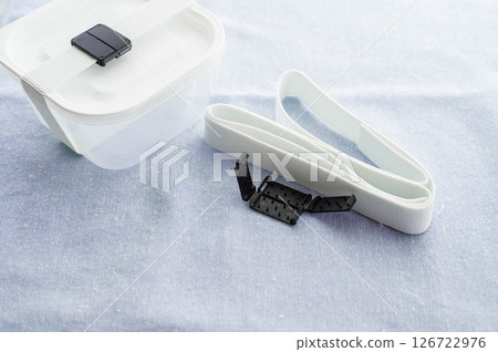 Flat elastic and elastic hook 126722976