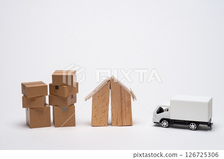 Image of cityscape destroyed by earthquake and relief supplies 126725306