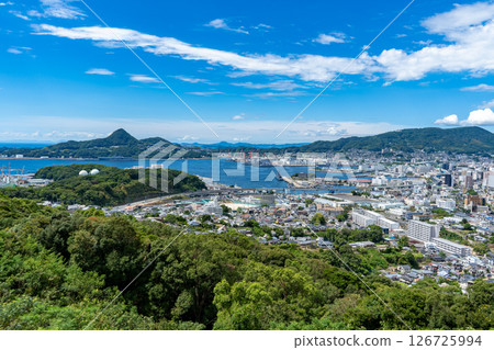 從天神山展望台眺望佐世保市容 126725994
