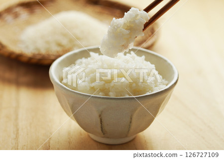 白米飯,白米,米飯,米粒 白米飯,白米,米飯,米粒 126727109