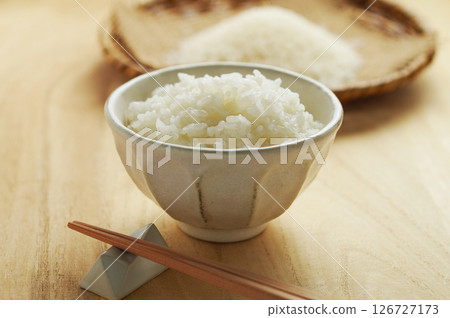 White rice, white rice, rice, rice grains 126727173
