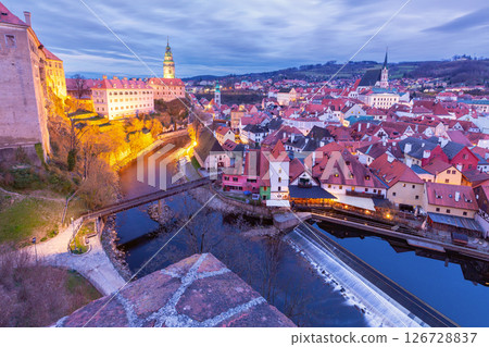 Panoramic view of Cesky Krumlov old town, Czech Republic 126728837