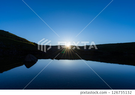 [山素材]白馬禦池的日出[長野縣] 126735132