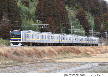 運行於外房線本地段的209系列車 126735150