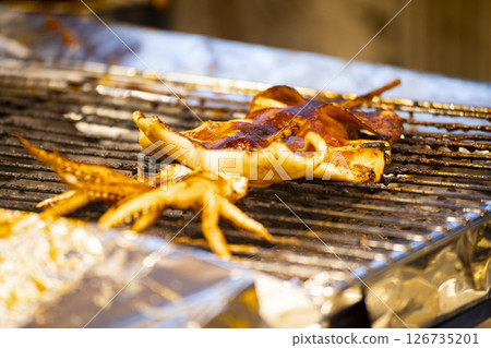 Delicious grilled squid 126735201
