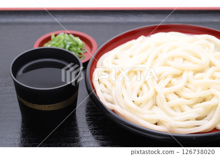 Chilled noodles 126738020