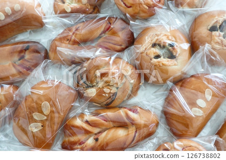 Bagged homemade bread 126738802