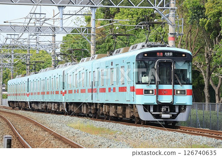 [Nishitetsu] 7000 series express train (Tenjin-Omuta Line: Inuzuka - Omizo) 126740635
