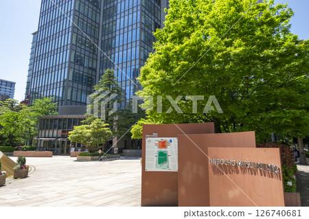 Toyo Construction and Impress's headquarters are located in the Jimbocho Mitsui Building (Kanda Jimbocho, Chiyoda Ward, Tokyo) Toyo Construction and Impress's headquarters are located in the Jimbocho Mitsui Building (Kanda Jimbocho, Chiyoda Ward, Tokyo) 126740681