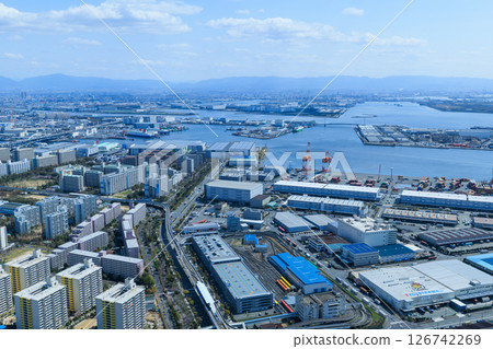 大阪灣區的城市景觀，眺望堺市 126742269