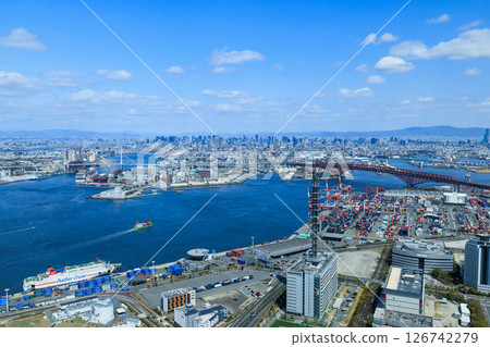 大阪灣區的城市景觀，眺望海遊館 126742279