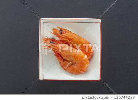 New Year's cuisine: Braised shrimp 126744257