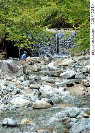Stream fishing in Morokubozawa, Nishitanzawa 126745310
