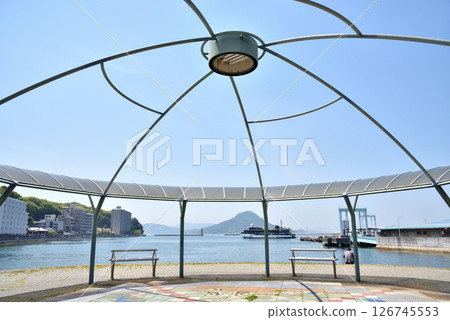 廣島港公園內的紀念碑與休息處 126745553