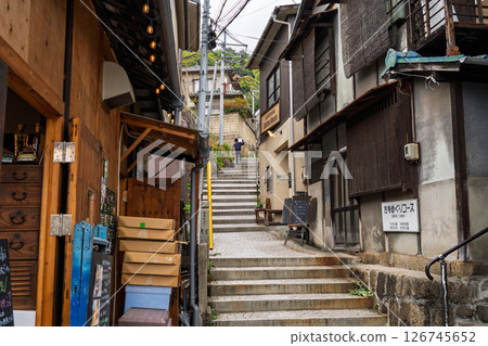 <Hiroshima Prefecture> Onomichi, a hilly town 126745652