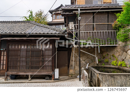 <廣島縣>丘陵小鎮尾道 126745697