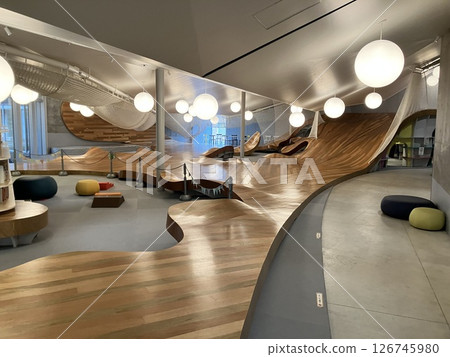 Ojiya Library [Ojiya City, Niigata Prefecture] 126745980