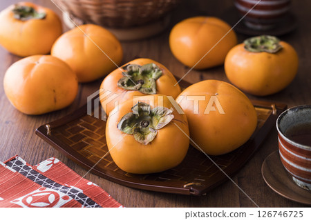 莊內柿子/扁平無籽柿子 126746725