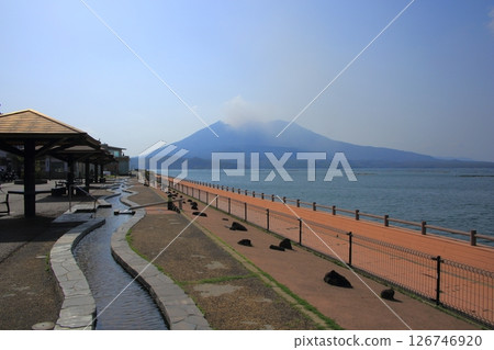 從路邊站看到的櫻島 從路邊站看到的櫻島 126746920